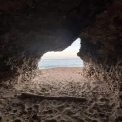 La Cueva del Mar (hidden spot) Playa Atolladora