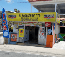 Colmado El Bodegón en Playa Santa